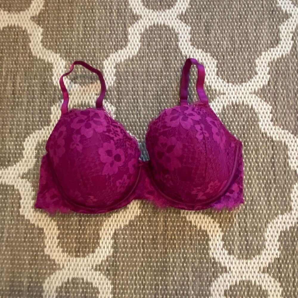 Victoria’s Secret bra lined Demi size 36DD